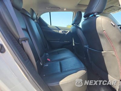 Zdjęcie 10 z 12 samochodu: 2013 LEXUS CT 200 VIN:JTHKD5BH1D2171118 - miniatura