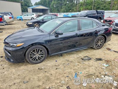 2021 TOYOTA CAMRY SE 4T1G11AK8MU495706 - główne zdjęcie licytacji z USA - miniatura