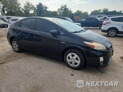 Czwarte zdjęcie samochodu z boku: 2011 TOYOTA PRIUS FOUR VIN:JTDKN3DU1B0276263 - miniatura