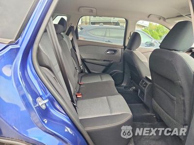 Zdjęcie 11 z 14 samochodu: 2021 NISSAN ROGUE SV VIN:5N1AT3BB6MC798256 - miniatura