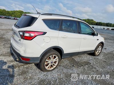 Trzecie zdjęcie samochodu z tyłu: 2018 FORD ESCAPE SE VIN:1FMCU0GD5JUB29111 - miniatura