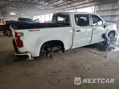 Trzecie zdjęcie samochodu z tyłu: 2026 CHEVROLET SILVERADO K1500 RST VIN:2GCUKEED5T1180136 - miniatura