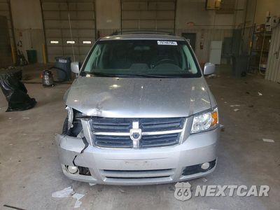 Piąte zdjęcie samochodu w środku: 2010 DODGE GRAND CARAVAN SXT VIN:2D4RN5D17AR215930 - miniatura