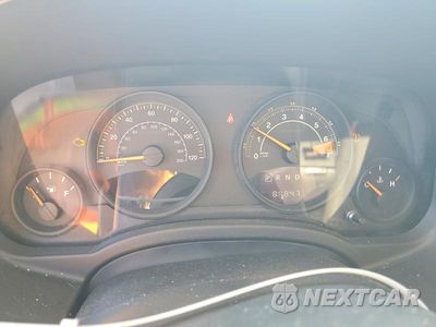 Zdjęcie 9 z 12 samochodu: 2017 JEEP COMPASS SPORT VIN:1C4NJCBB2HD118283 - miniatura