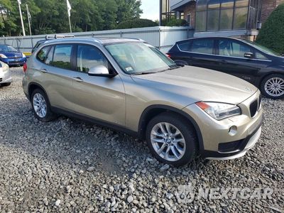 Czwarte zdjęcie samochodu z boku: 2015 BMW X1 XDRIVE28I VIN:WBAVL1C50FVY33963 - miniatura