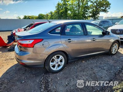 Trzecie zdjęcie samochodu z tyłu: 2014 FORD FOCUS SE VIN:1FADP3F20EL428198 - miniatura