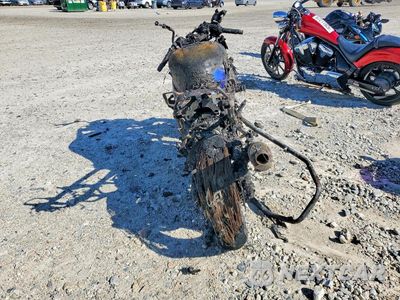 Czwarte zdjęcie samochodu z boku: 2003 YAMAHA YZF600 R VIN:JYA5AHE093A035303 - miniatura
