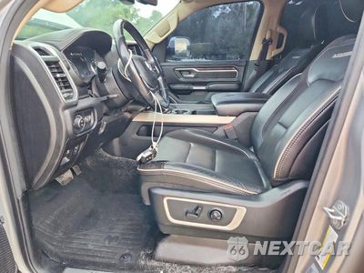 Zdjęcie 7 z 12 samochodu: 2020 RAM 1500 LARAMIE VIN:1C6SRFJT0LN201423 - miniatura