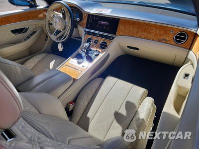 Zdjęcie 8 z 12 samochodu: 2022 BENTLEY CONTINENTAL GT SPEED VIN:SCBDT4ZG8NC093911 - miniatura