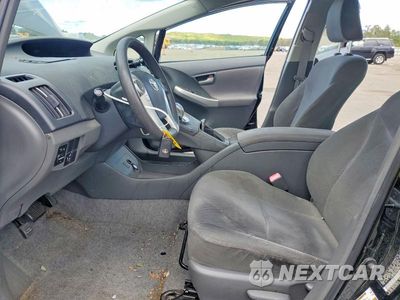 Zdjęcie 7 z 13 samochodu: 2011 TOYOTA PRIUS THREE VIN:JTDKN3DU0B0255632 - miniatura