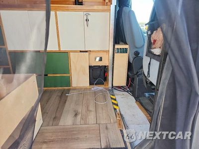 Zdjęcie 10 z 12 samochodu: 2018 FORD TRANSIT T-250 VIN:1FTYR2CM2JKA38693 - miniatura