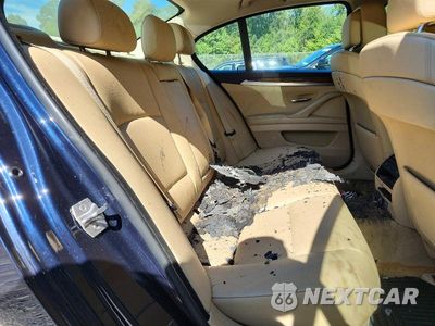 Zdjęcie 10 z 12 samochodu: 2013 BMW 528 XI VIN:WBAXH5C58DDW13345 - miniatura