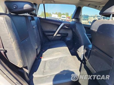 Zdjęcie 10 z 12 samochodu: 2018 TOYOTA RAV4 HV LIMITED VIN:JTMDJREV9JD179897 - miniatura