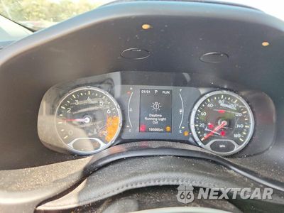 Zdjęcie 9 z 13 samochodu: 2015 JEEP RENEGADE LATITUDE VIN:ZACCJABT4FPB21642 - miniatura