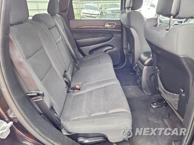Zdjęcie 11 z 14 samochodu: 2012 JEEP GRAND CHEROKEE LAREDO VIN:1C4RJFAGXCC155113 - miniatura