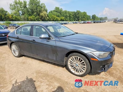 Czwarte zdjęcie samochodu z boku: 2013 BMW 3 SERIES 328 XI SULEV VIN:WBA3B5G5XDNP40358 - miniatura