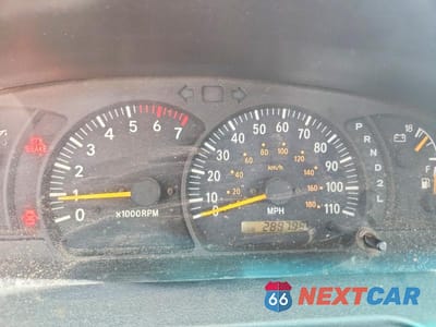 Zdjęcie 9 z 12 samochodu: 2000 TOYOTA TUNDRA SR5 VIN:5TBRT3411YS060535 - miniatura