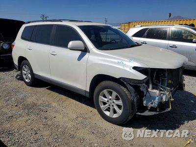 Czwarte zdjęcie samochodu z boku: 2012 TOYOTA HIGHLANDER SE VIN:5TDZK3EH6CS078799 - miniatura