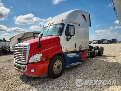 2011 FREIGHTLINER CASCADIA SEMI TRUCK 1FUJGLDR6BSAS0928 - główne zdjęcie licytacji z USA - miniatura