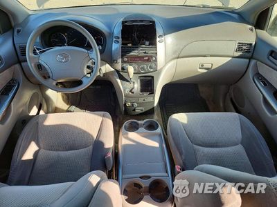 Zdjęcie 8 z 13 samochodu: 2006 TOYOTA SIENNA LE 7 PASSENGER VIN:5TDZA23C36S575804 - miniatura