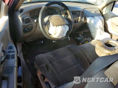Zdjęcie 8 z 12 samochodu: 2001 FORD F150 VIN:1FTRX18W41NB99401 - miniatura