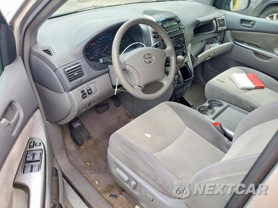 Zdjęcie 8 z 13 samochodu: 2009 TOYOTA SIENNA LE 7-PASSENGER VIN:5TDZK23C19S276197 - miniatura