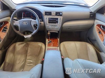 Zdjęcie 8 z 12 samochodu: 2011 TOYOTA CAMRY XLE V6 VIN:4T1BK3EKXBU119163 - miniatura