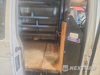 Zdjęcie 11 z 13 samochodu: 2003 FORD ECONOLINE E250 VAN VIN:1FTNE24W33HB50336 - miniatura
