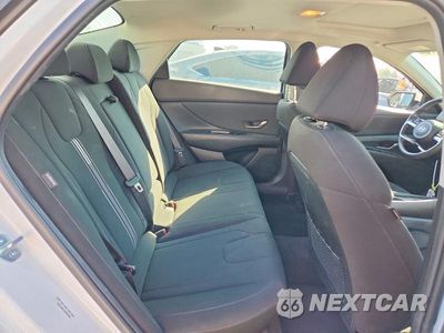 Zdjęcie 10 z 13 samochodu: 2025 HYUNDAI ELANTRA SEL VIN:KMHLS4DG1SU043369 - miniatura