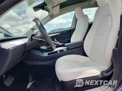 Zdjęcie 7 z 12 samochodu: 2023 TESLA MODEL 3 VIN:5YJ3E1EA9PF673287 - miniatura