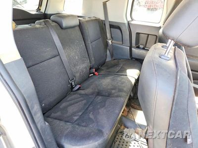 Zdjęcie 11 z 14 samochodu: 2011 TOYOTA FJ CRUISER BASE VIN:JTEBU4BFXBK113396 - miniatura