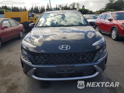 Piąte zdjęcie samochodu w środku: 2023 HYUNDAI KONA LIMITED VIN:KM8K5CA3XPU970778 - miniatura