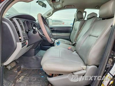 Zdjęcie 7 z 12 samochodu: 2012 TOYOTA TUNDRA DOUBLE CAB SR5 VIN:5TFUW5F19CX219886 - miniatura