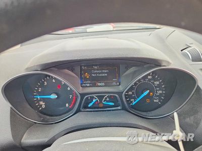 Zdjęcie 9 z 13 samochodu: 2019 FORD ESCAPE SE VIN:1FMCU9GD3KUB81391 - miniatura