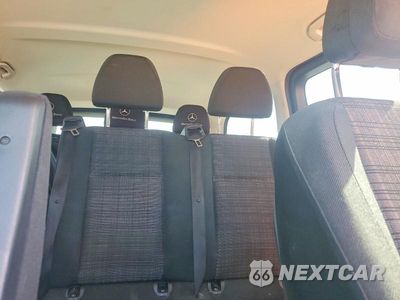 Zdjęcie 10 z 13 samochodu: 2018 MERCEDES-BENZ METRIS VIN:WD4PG2EE2J3500421 - miniatura