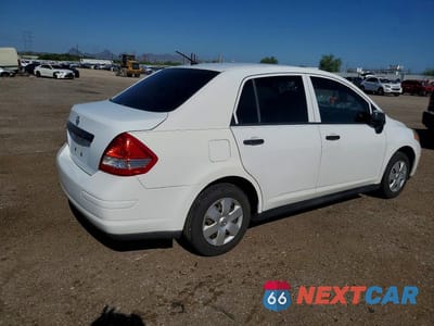 Trzecie zdjęcie samochodu z tyłu: 2009 NISSAN VERSA 1.6 BASE VIN:3N1CC11E49L451178 - miniatura
