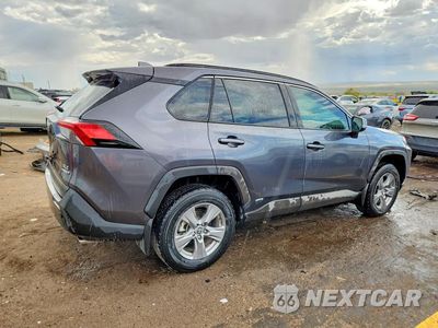 Trzecie zdjęcie samochodu z tyłu: 2024 TOYOTA RAV4 HYBRID XLE VIN:4T3RWRFV2RU153405 - miniatura