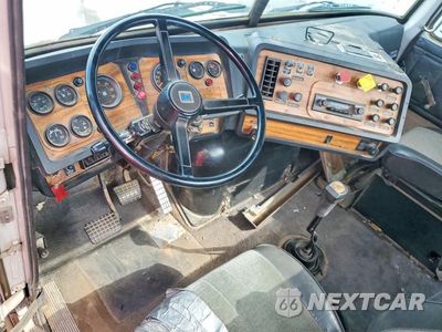 Zdjęcie 8 z 13 samochodu: 1989 WHITE/GMC AERO WCA VIN:4V1VDBME5KN611290 - miniatura