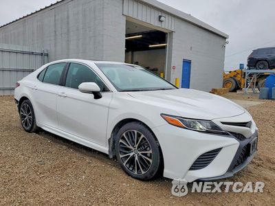 Czwarte zdjęcie samochodu z boku: 2018 TOYOTA CAMRY SE VIN:4T1B11HK2JU152711 - miniatura