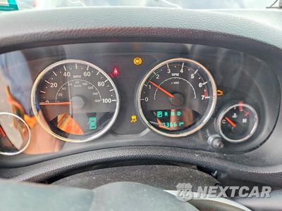 Zdjęcie 9 z 13 samochodu: 2017 JEEP WRANGLER UNLIMITED SPORT VIN:1C4BJWDG7HL535031 - miniatura