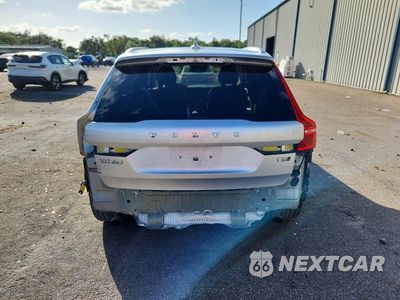 Zdjęcie 6 z 14 samochodu: 2018 VOLVO XC60 T5 VIN:LYV102RK4JB109862 - miniatura