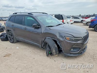 Czwarte zdjęcie samochodu z boku: 2020 JEEP CHEROKEE LATITUDE PLUS VIN:1C4PJLLB0LD586268 - miniatura