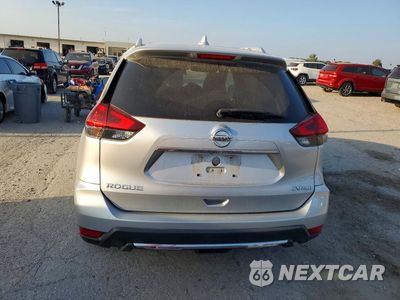Zdjęcie 6 z 14 samochodu: 2018 NISSAN ROGUE SV VIN:KNMAT2MV3JP559743 - miniatura