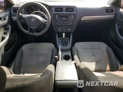Zdjęcie 8 z 12 samochodu: 2017 VOLKSWAGEN JETTA S VIN:3VW2B7AJ3HM383828 - miniatura
