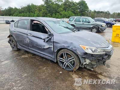 Czwarte zdjęcie samochodu z boku: 2017 HONDA ACCORD SPORT VIN:1HGCR2F51HA122908 - miniatura