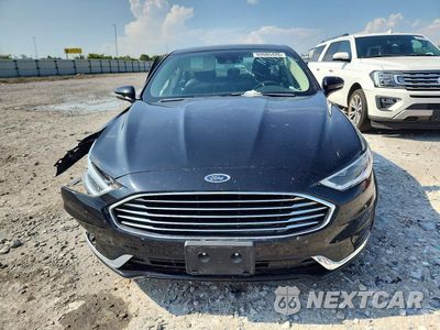 Piąte zdjęcie samochodu w środku: 2019 FORD FUSION SEL VIN:3FA6P0CD6KR232017 - miniatura
