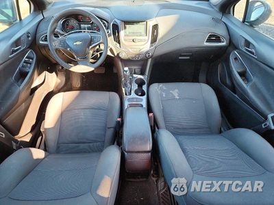 Zdjęcie 8 z 13 samochodu: 2018 CHEVROLET CRUZE LT VIN:3G1BE6SM9JS599593 - miniatura