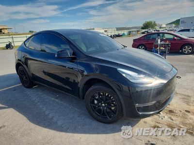Czwarte zdjęcie samochodu z boku: 2021 TESLA MODEL Y VIN:5YJYGDEE6MF270786 - miniatura
