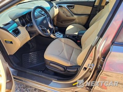 Zdjęcie 7 z 12 samochodu: 2011 HYUNDAI ELANTRA GLS VIN:5NPDH4AE7BH028816 - miniatura