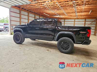 Drugie zdjęcie samochodu z przodu: 2024 CHEVROLET COLORADO TRAIL BOSS VIN:1GCPTEEK5R1296007 - miniatura